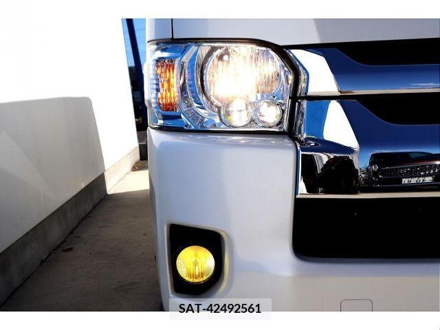 Toyota HIACE WAGON 2015-01 215096-8