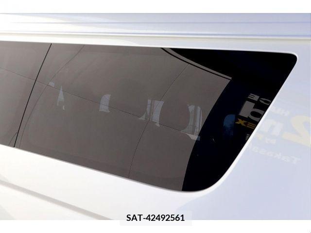Toyota HIACE WAGON 2015-01 215096-10