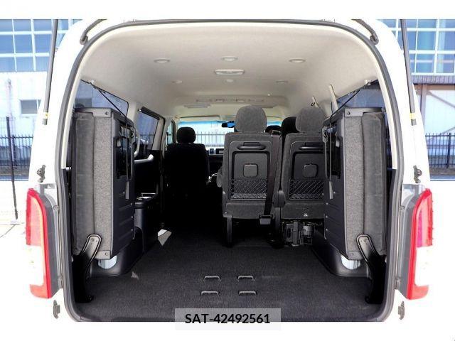 Toyota HIACE WAGON 2015-01 215096-14