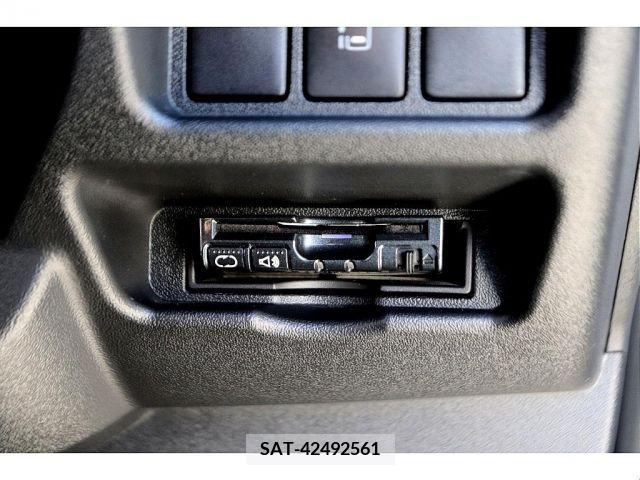 Toyota HIACE WAGON 2015-01 215096-17