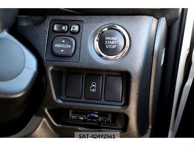Toyota HIACE WAGON 2015-01 215096-19