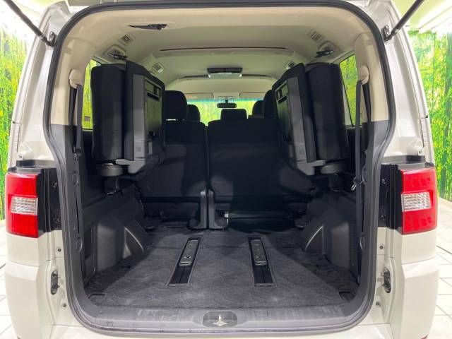 Mitsubishi DELICA D5 2016-03 184406-10