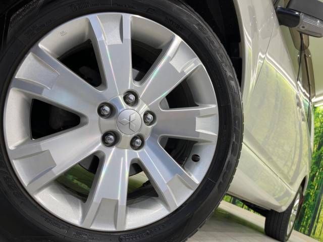 Mitsubishi DELICA D5 2016-03 184406-13