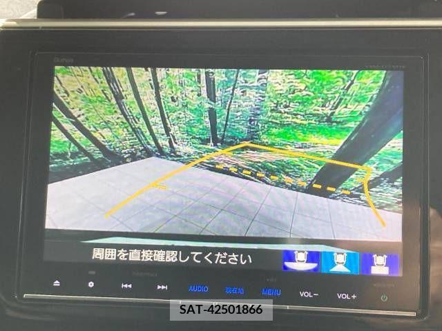 Honda STEP WGN 2017-11 221612-7