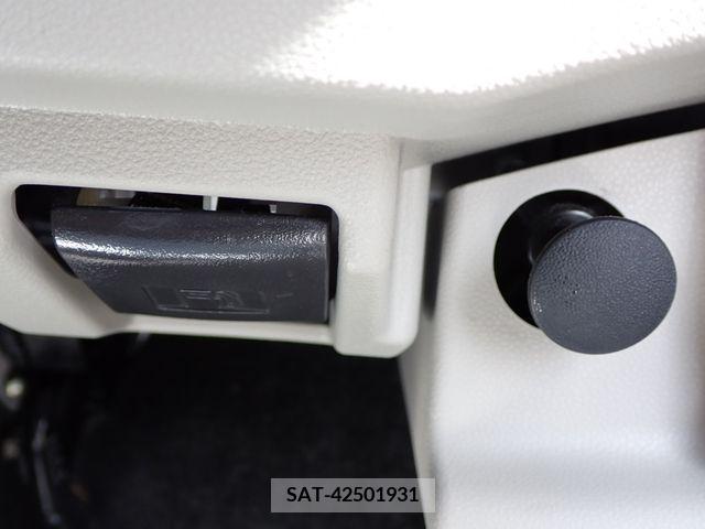 Daihatsu MOVE 2019-02 209215-13