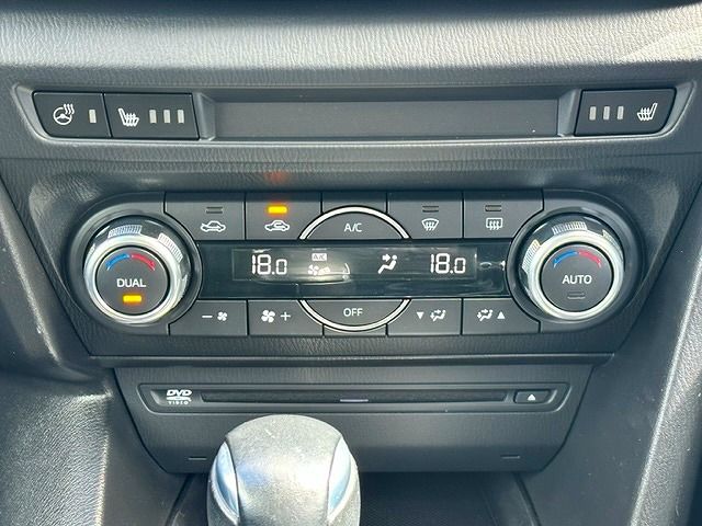 Mazda AXELA SPORT 2017-09 23086-21
