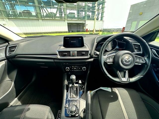 Mazda AXELA SPORT 2017-09 23086-1