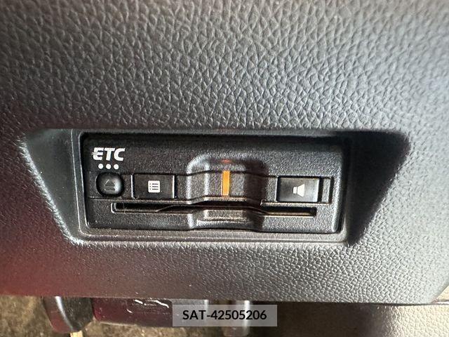 Suzuki SWIFT 2021-12 330114-15