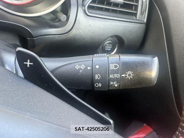 Suzuki SWIFT 2021-12 330114-18