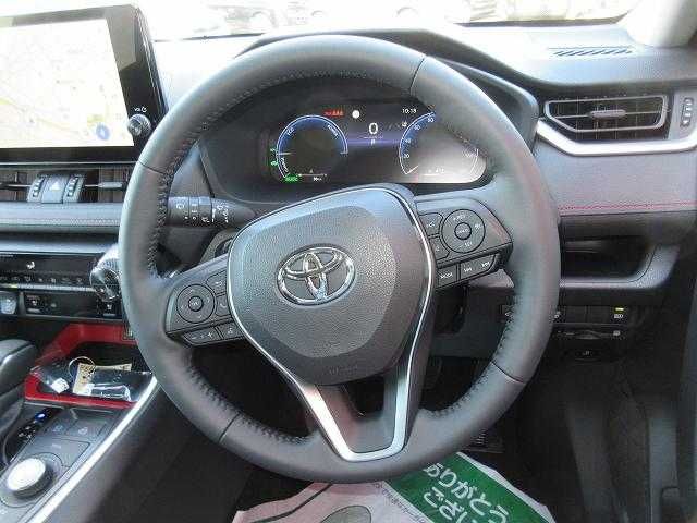 Toyota RAV4 2023-10 196327-3
