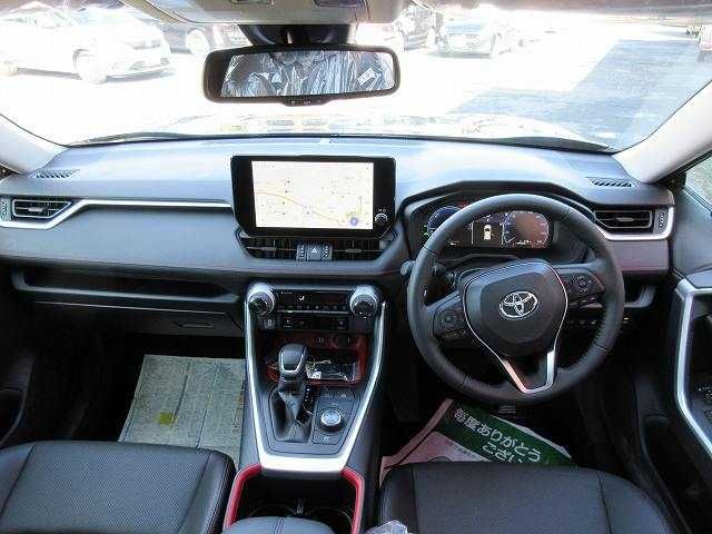 Toyota RAV4 2023-10 196327-1