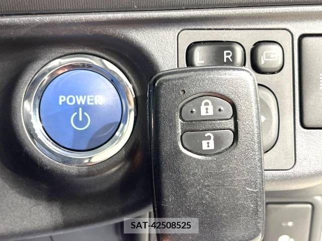 Toyota AQUA 2014-07 314198-6
