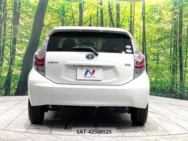 Toyota AQUA 2014-07 314198-15