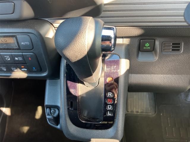 Honda N-VAN 2022-06 12693-11