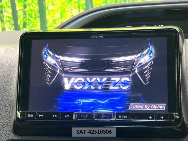 Toyota VOXY 2018-03 288913-2