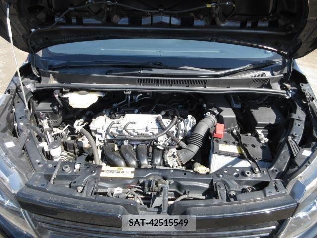 Toyota VOXY 2014-03 289246-3