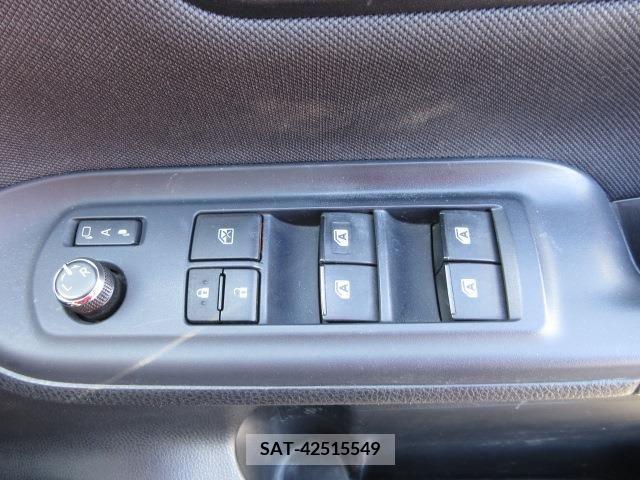 Toyota VOXY 2014-03 289246-14