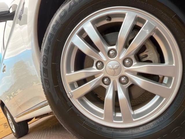 Mitsubishi OUTLANDER PHEV 2019-09 18817-13