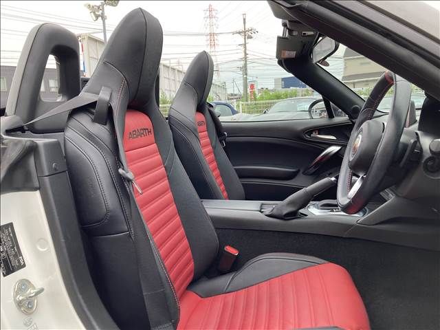 Abarth 124 Spider 2018-03 23200-8