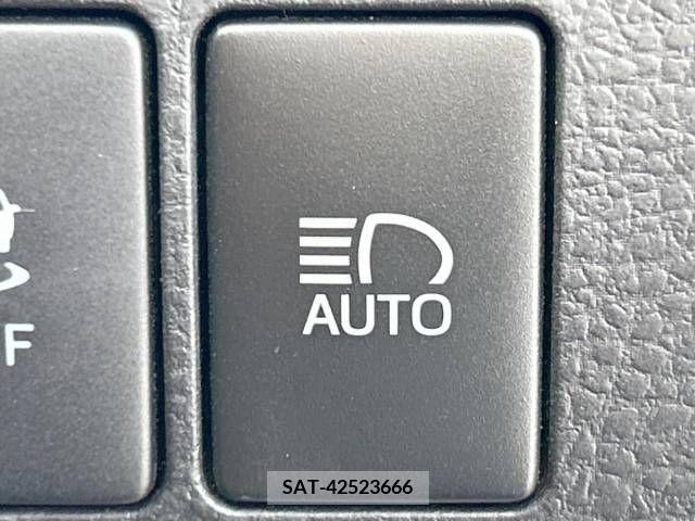 Toyota HARRIER 2014-12 360841-6