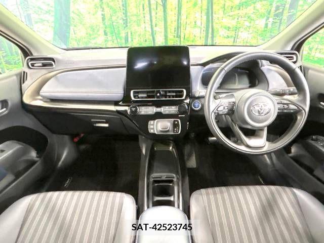 Toyota AQUA 2022-10 291904-1