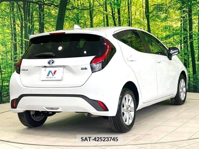 Toyota AQUA 2022-10 291904-17