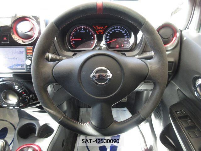 Nissan NOTE 2015-08 206228-15