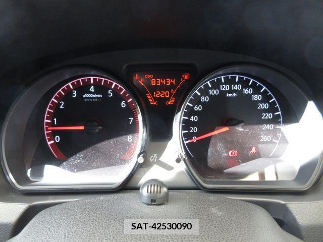 Nissan NOTE 2015-08 206228-16