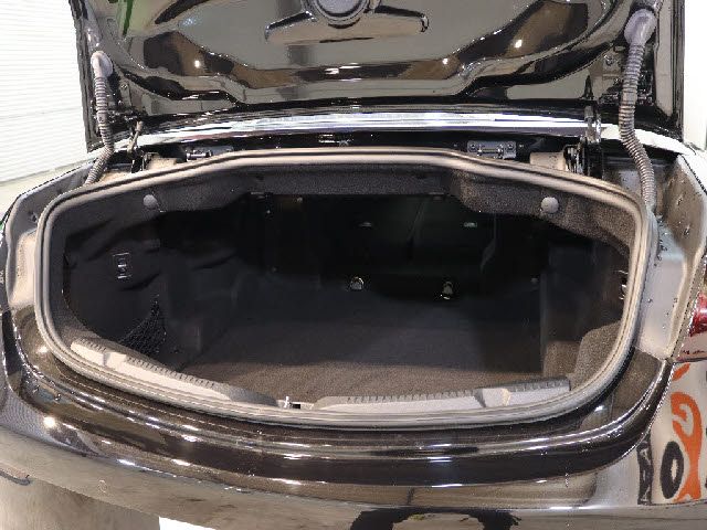 Mercedes Benz E-CLASS 2018-05 181241-6