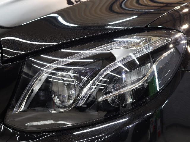 Mercedes Benz E-CLASS 2018-05 181241-18