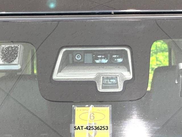 Suzuki SPACIA 2019-05 285810-3