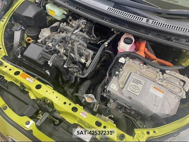 Toyota AQUA 2015-11 223521-17