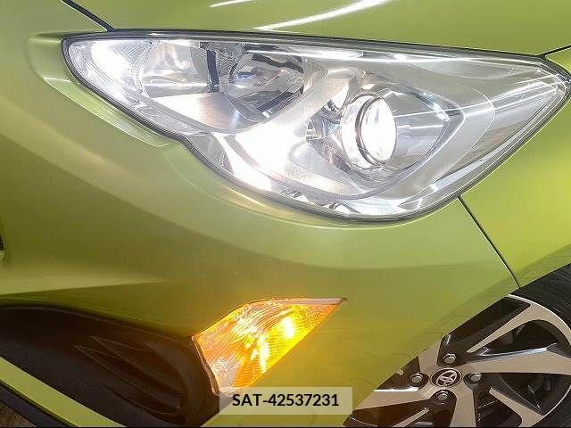Toyota AQUA 2015-11 223521-19