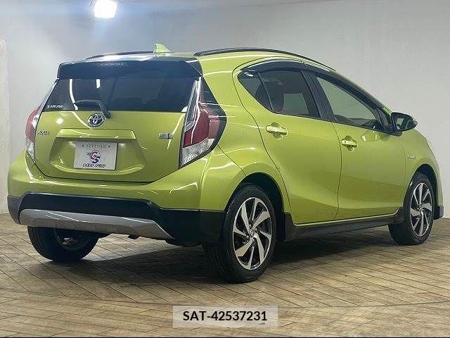 Toyota AQUA 2015-11 223521-15
