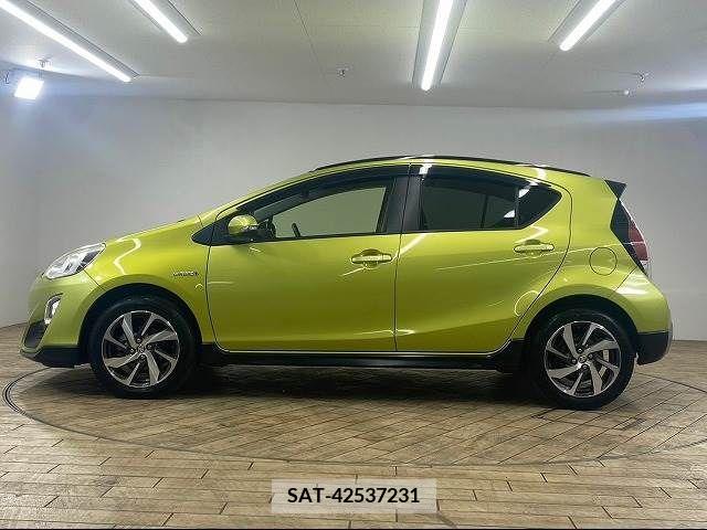 Toyota AQUA 2015-11 223521-14