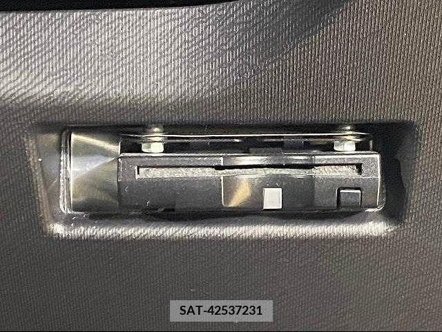 Toyota AQUA 2015-11 223521-10