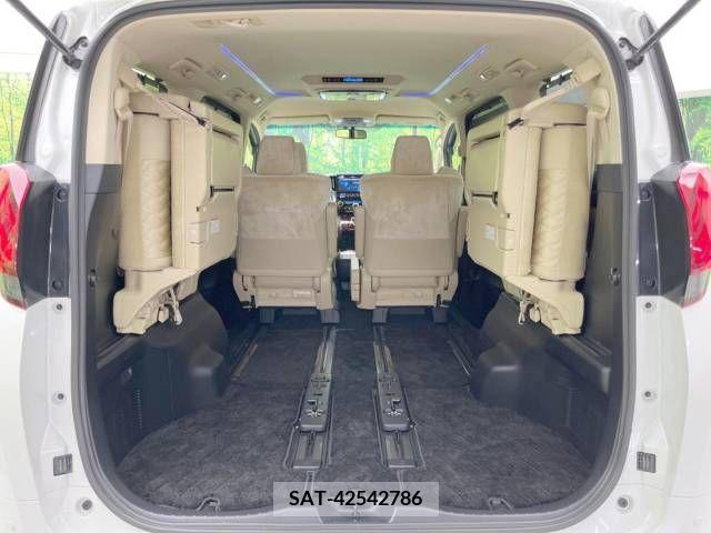 Toyota ALPHARD 2016-08 337602-11