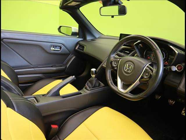 Honda S660 2015-06 192097-15