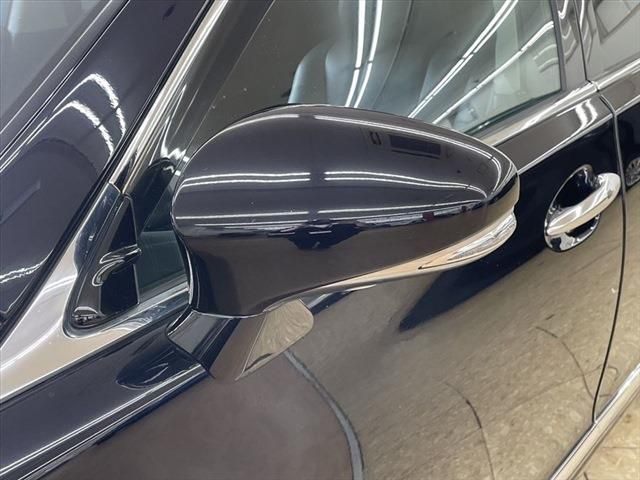 Lexus LS 2013-07 189455-12