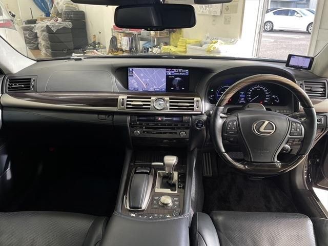 Lexus LS 2013-07 189455-18