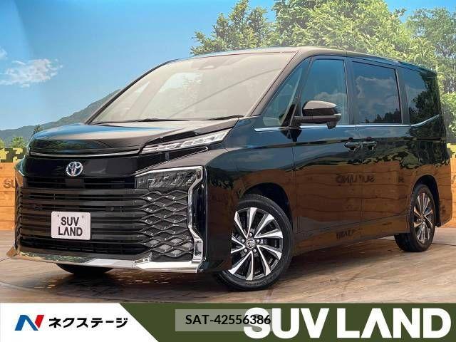 Toyota VOXY HYBRID 2022-04 381131-0
