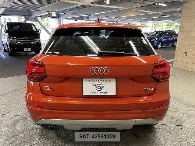 Audi Q2 2018-11 292992-18