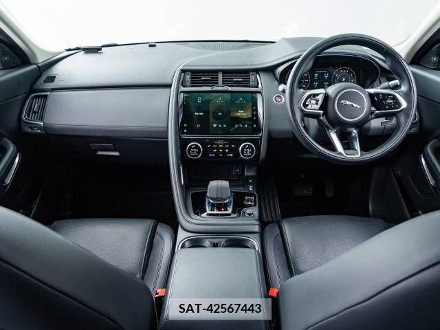 Jaguar E-PACE 2021-09 217318-1