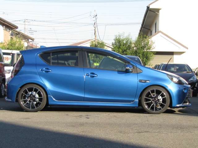 Toyota AQUA 2016-05 26997-2