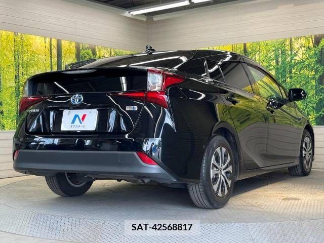 Toyota PRIUS 2019-10 366638-17