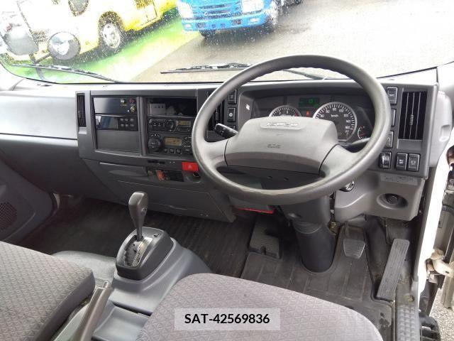 Isuzu ELF TRUCK 2018-02 353875-5