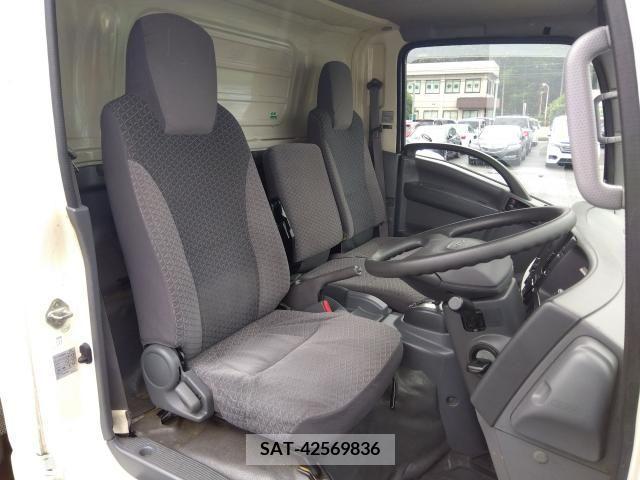 Isuzu ELF TRUCK 2018-02 353875-4
