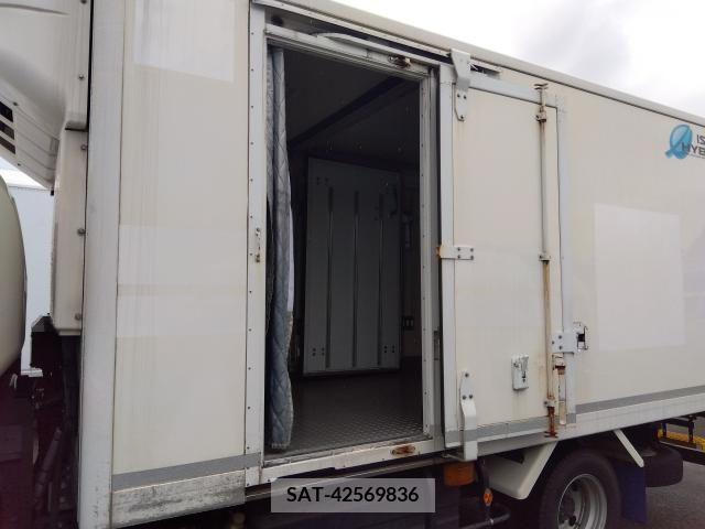 Isuzu ELF TRUCK 2018-02 353875-3