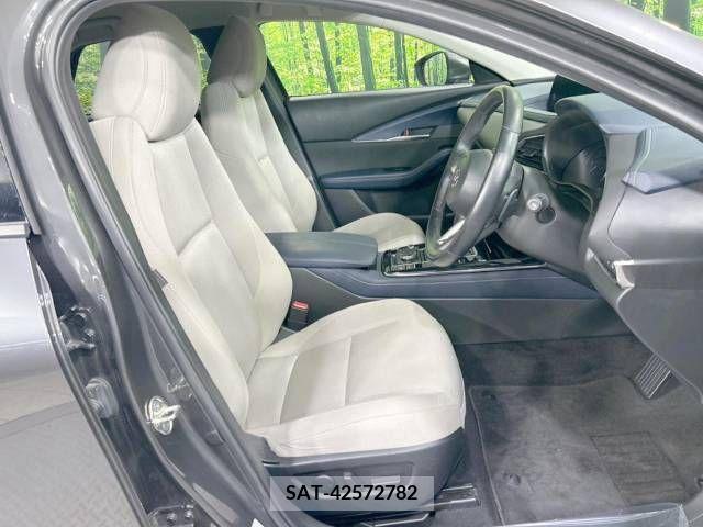 Mazda CX-30 2020-02 390186-8