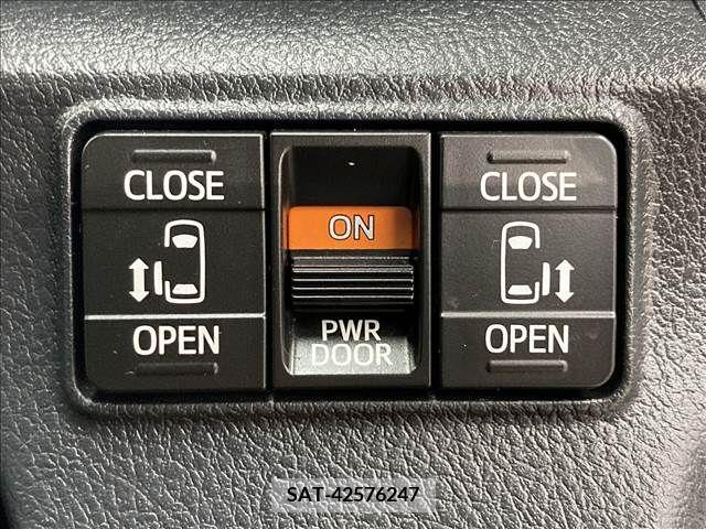 Toyota SIENTA 2016-09 225104-5